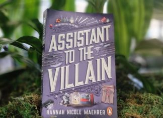 Recenzie: Assistant To The Villain de Hannah Nicole Maehrer