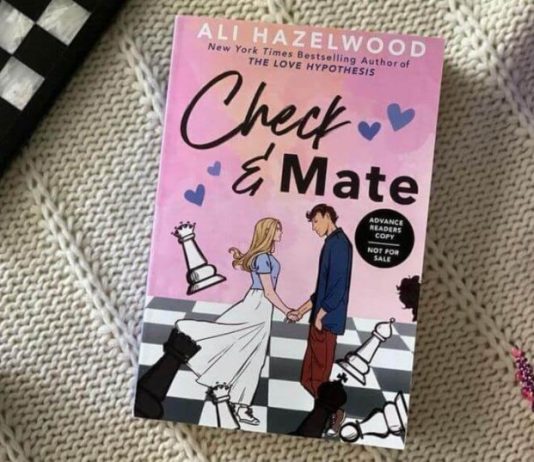 Recenzie: Check & Mate de Ali Hazelwood