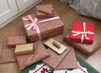 Idei de carti pe care sa le oferi cadou tuturor de pe lista ta anul acesta