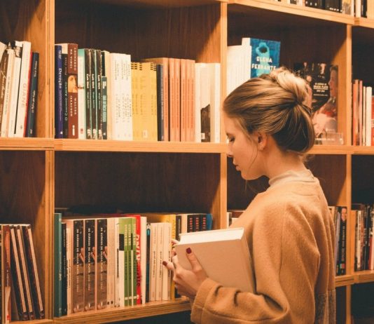 Biblioterapie: Utilizarea terapeutica a cartilor