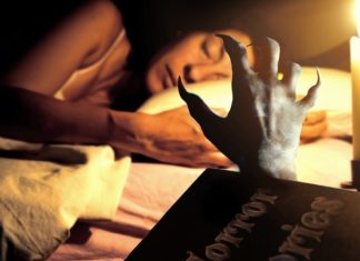 10 carti de groaza pe care le poti citi tot anul